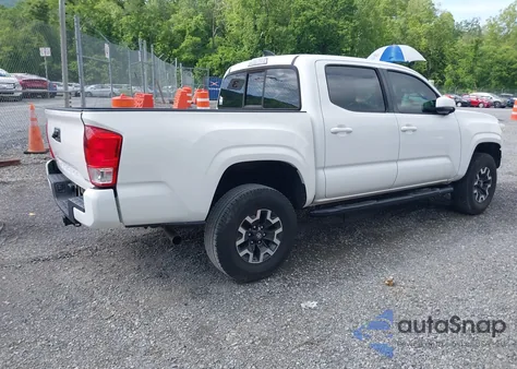 2016 Toyota Tacoma Sr z USA, uszkodzony, nr VIN 5TFAX5GN6GX055603